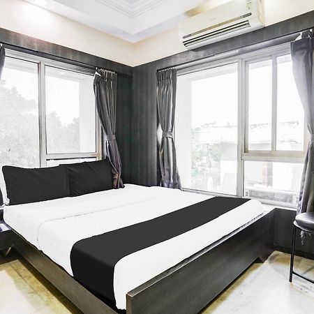 Super Collection O Ashram Road Near Sardar Bridge Formerly Hotel Apple Inn Ахмедабад Экстерьер фото